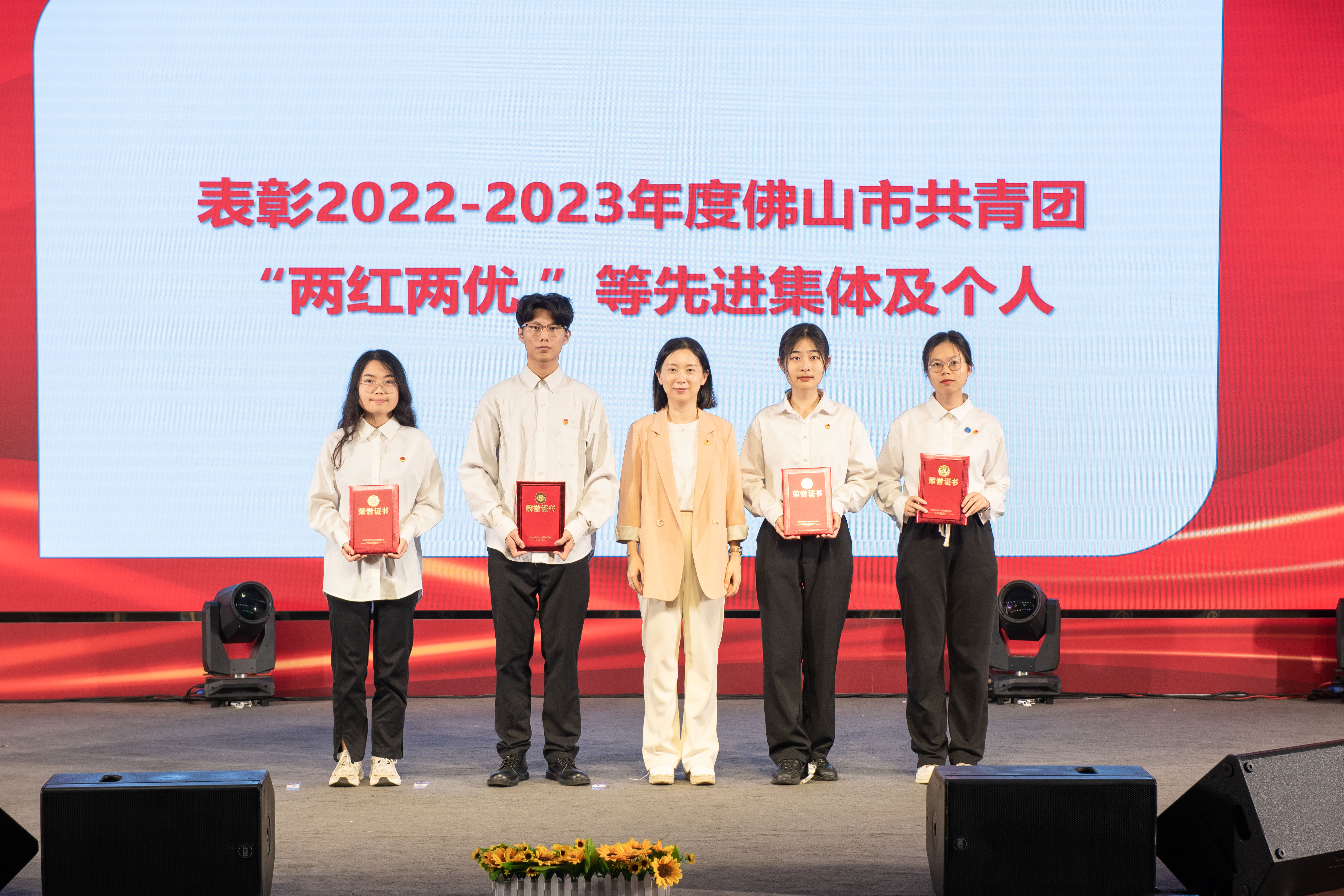 e579a72b576c47c3b7adcadbc47b5a8e.jpg