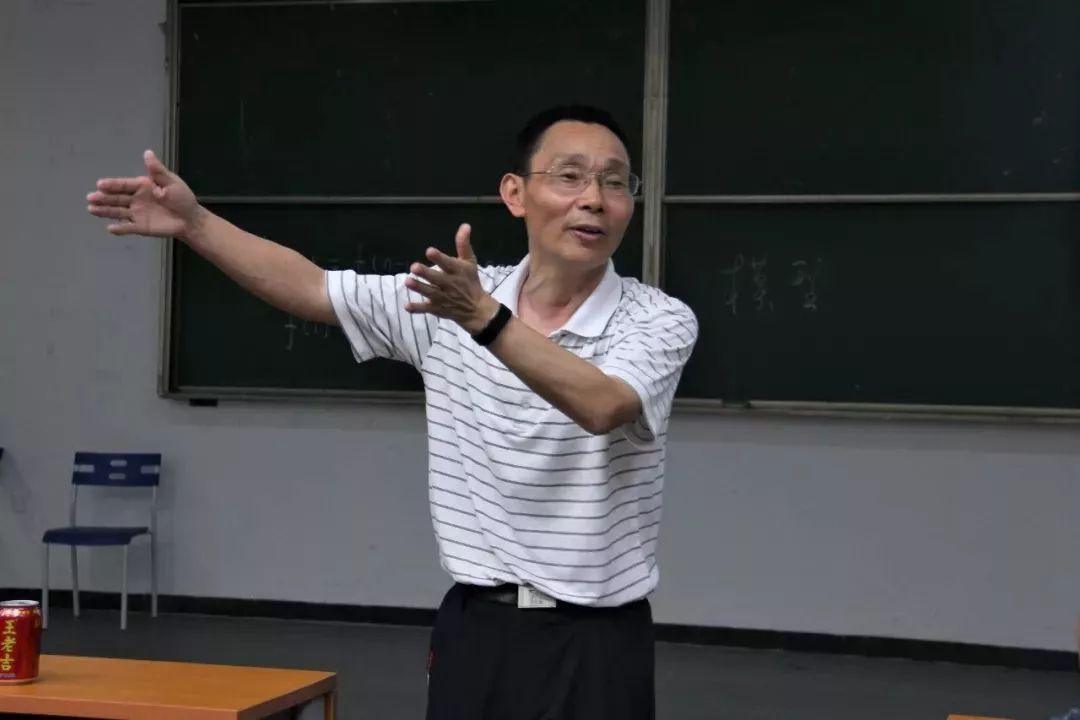 b9fee5cb78f540f89f4f02845a0929ff.jpg b9fee5cb78f540f89f4f02845a0929ff.jpg
