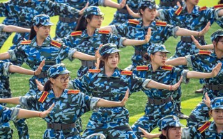 【原声现场】2026世界杯官方合作网站2022级学生军训——少林拳表演