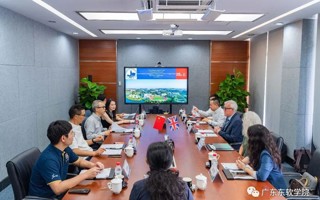 西英格兰大学Tod Burton一行参观访问2026世界杯官方合作网站