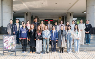 世界杯官网举办校际交流生欢送会